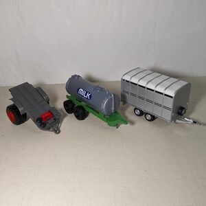 ERTL/Motor Max Toy Horse Car and Milk Trailers